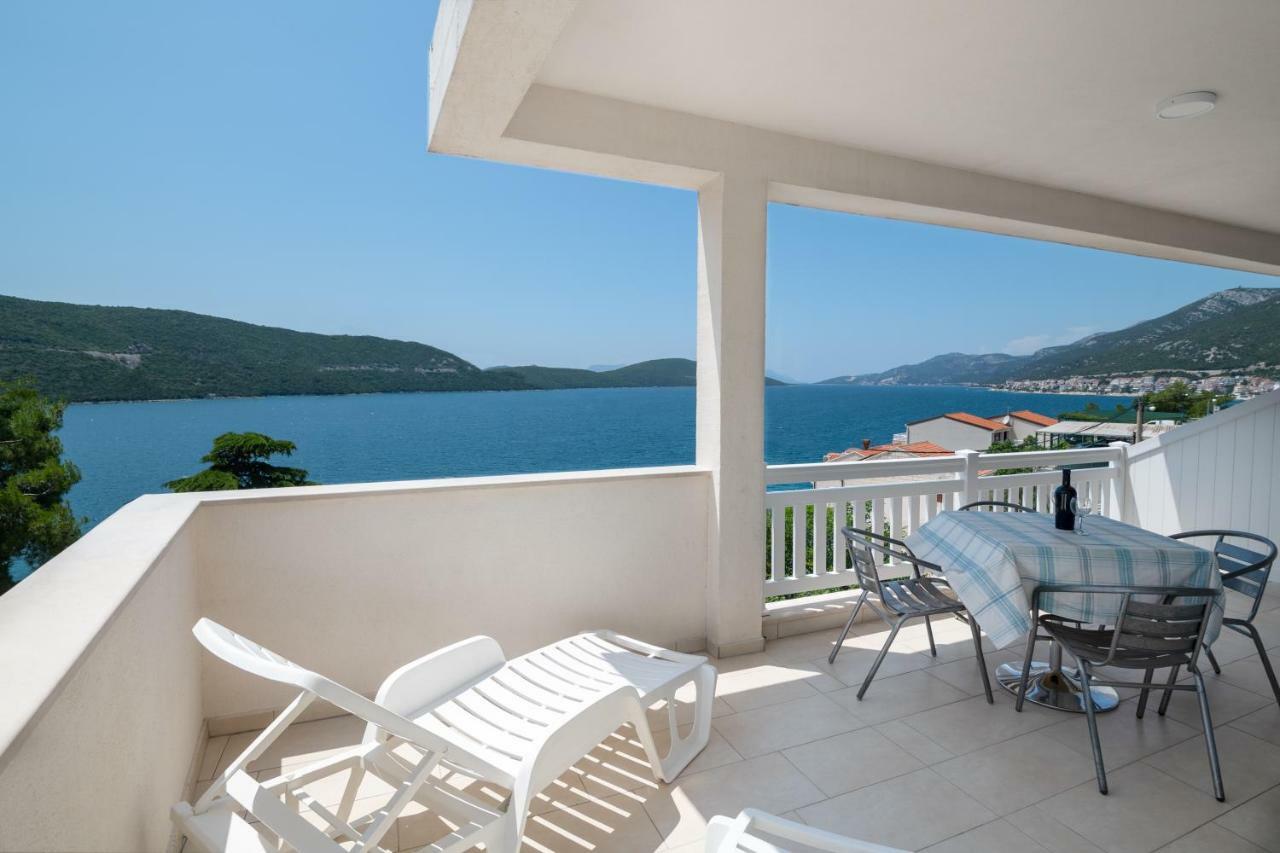 Apartments Lavanda Neum Bagian luar foto