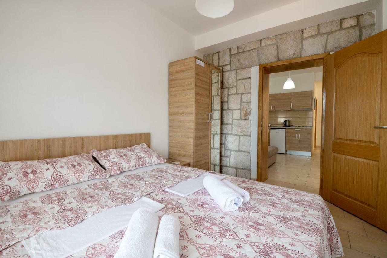 Apartments Lavanda Neum Bagian luar foto