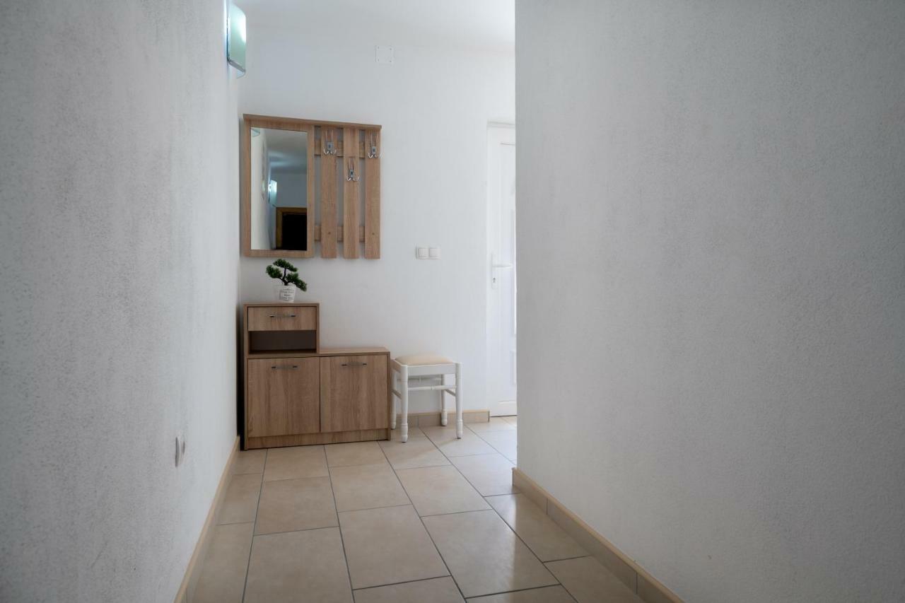 Apartments Lavanda Neum Bagian luar foto