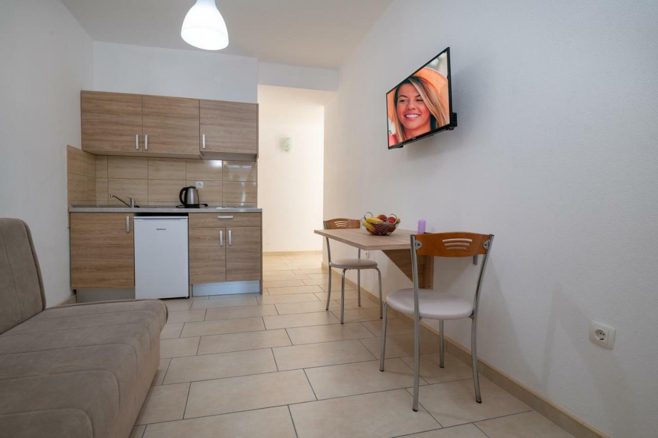 Apartments Lavanda Neum Bagian luar foto