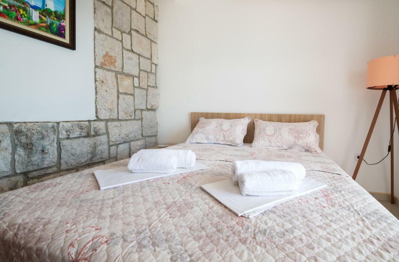 Apartments Lavanda Neum Bagian luar foto